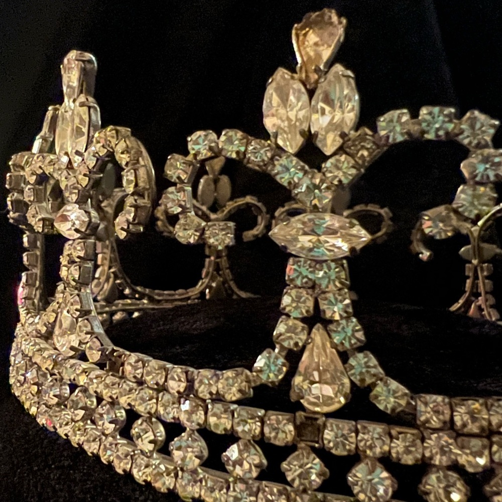 Crystal Rhinestone Vintage Pageant Crown - Picture 4 of 5